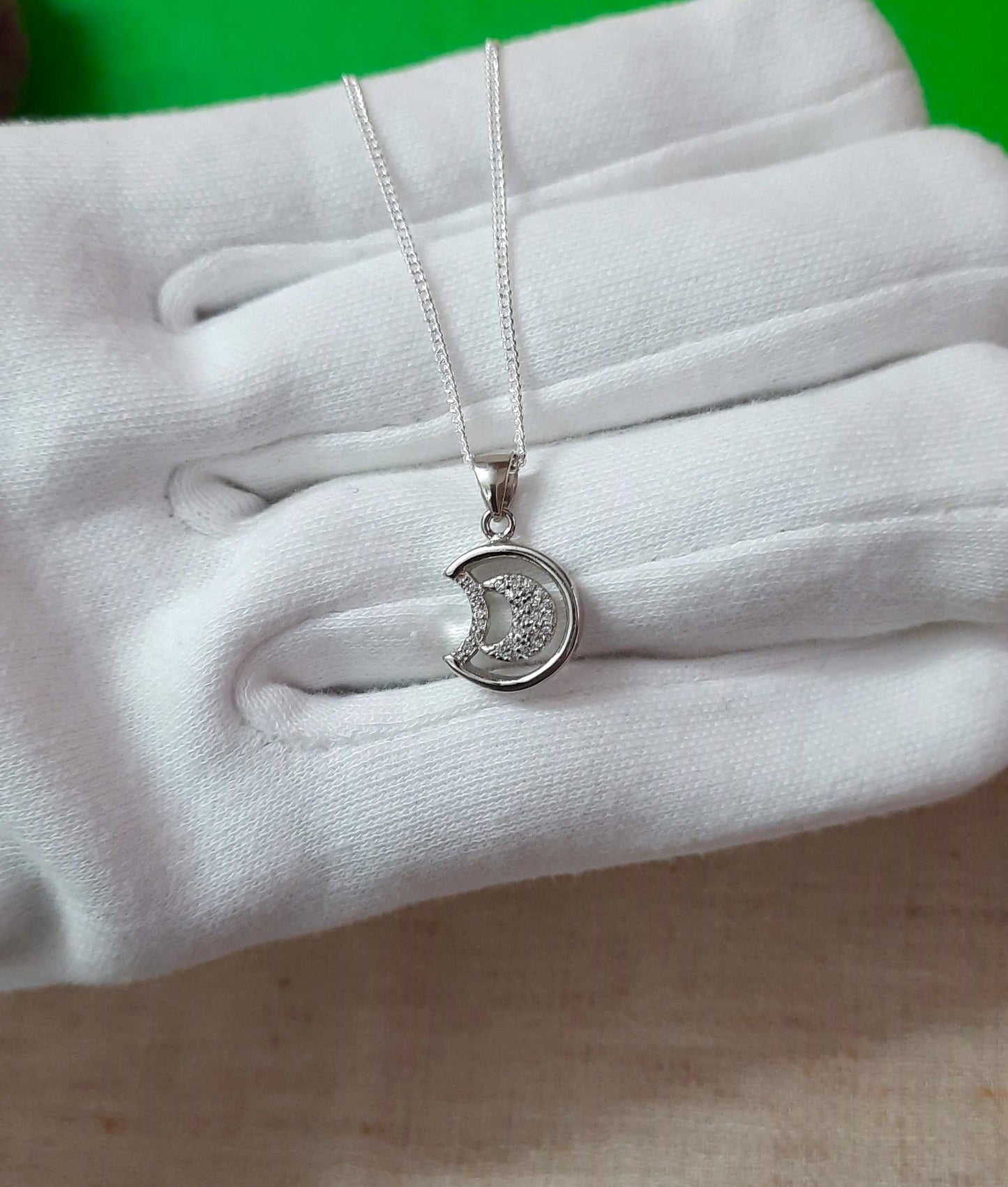 92.5 silver zircon moon pendant chain