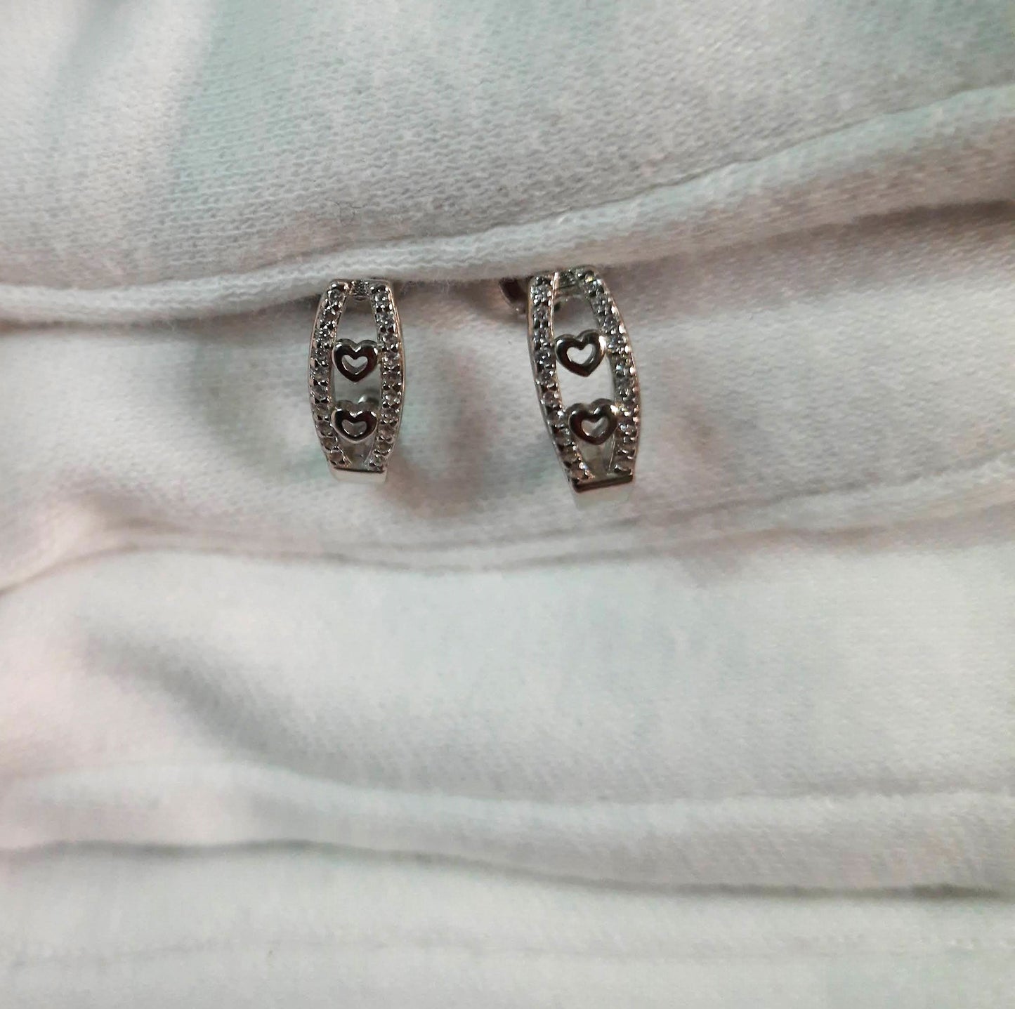 92.5 silver heart earings online | Allure Trinkets