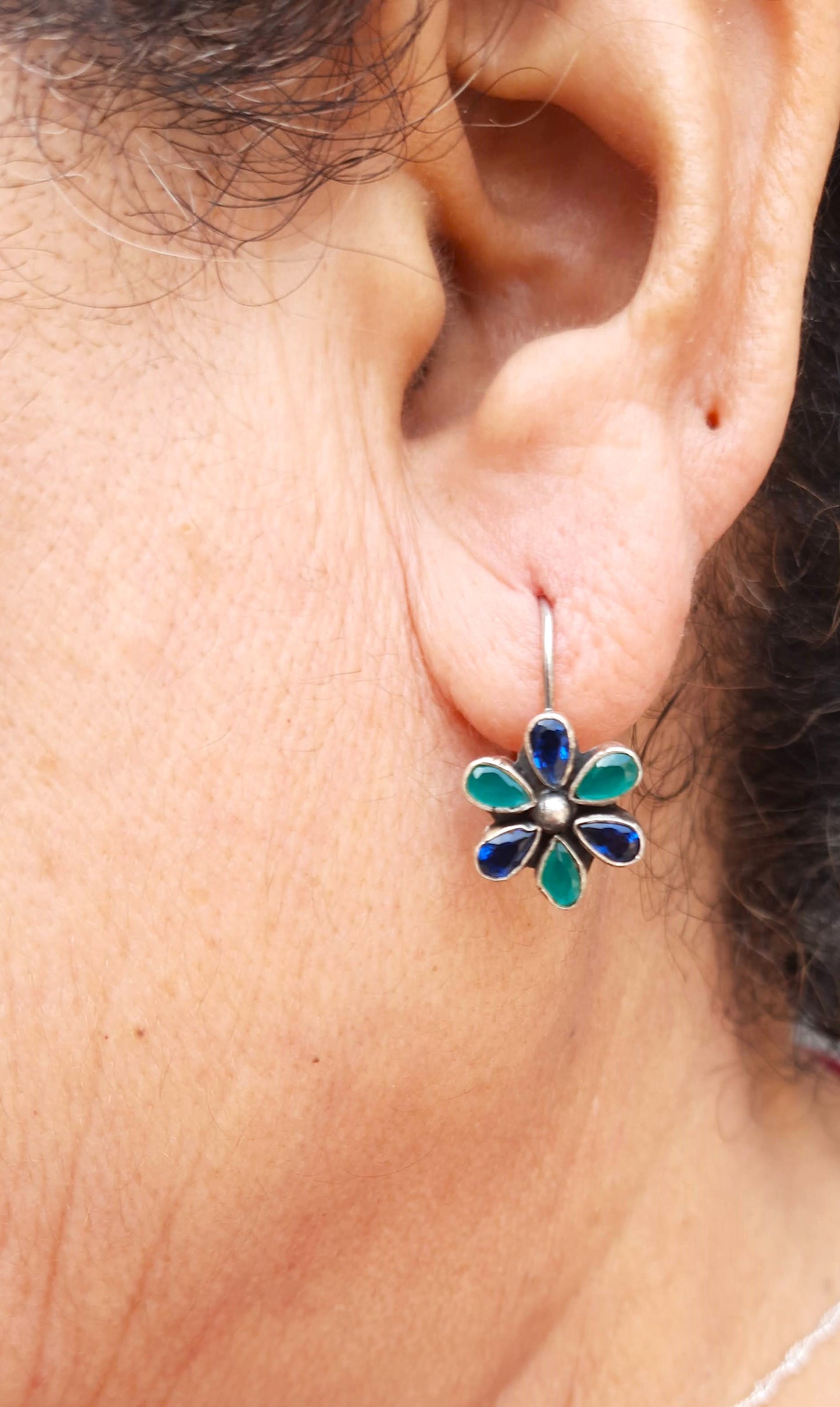 92.5 silver floral earrings