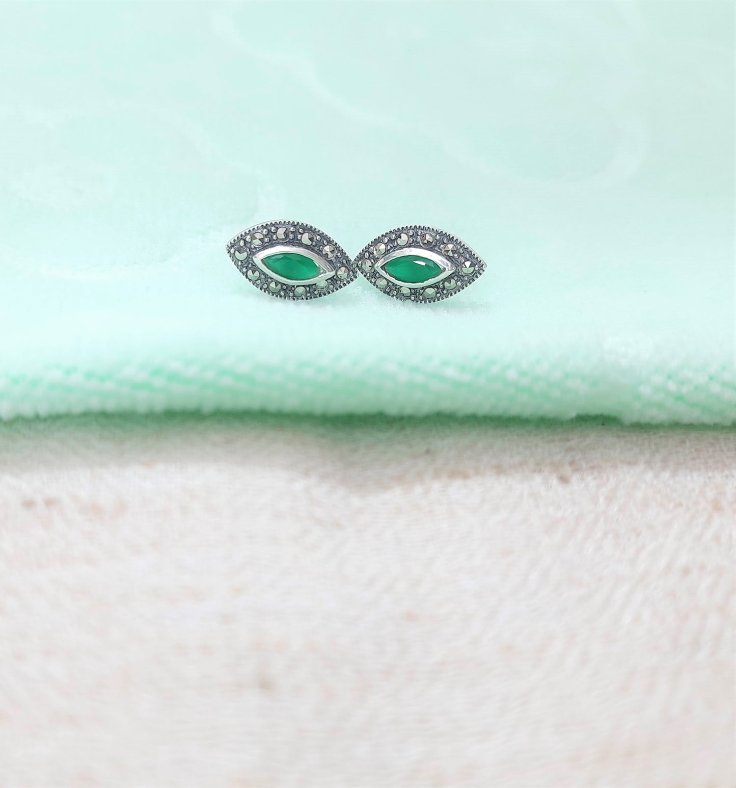 Hallmarked 92.5 Pure Silver SriVani Green Onyx Oval Marca Studs Earings