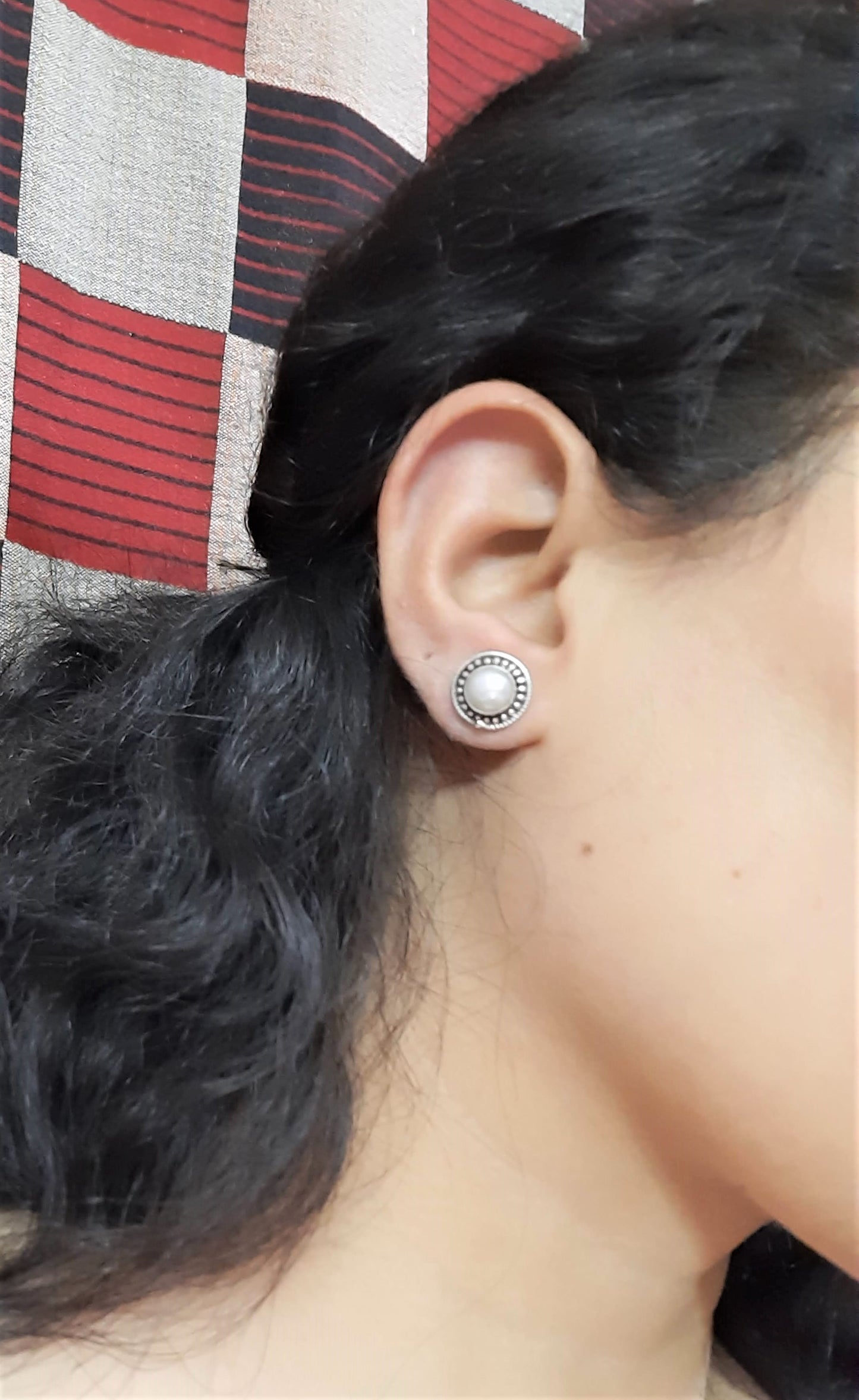 92.5 silver pearl earings