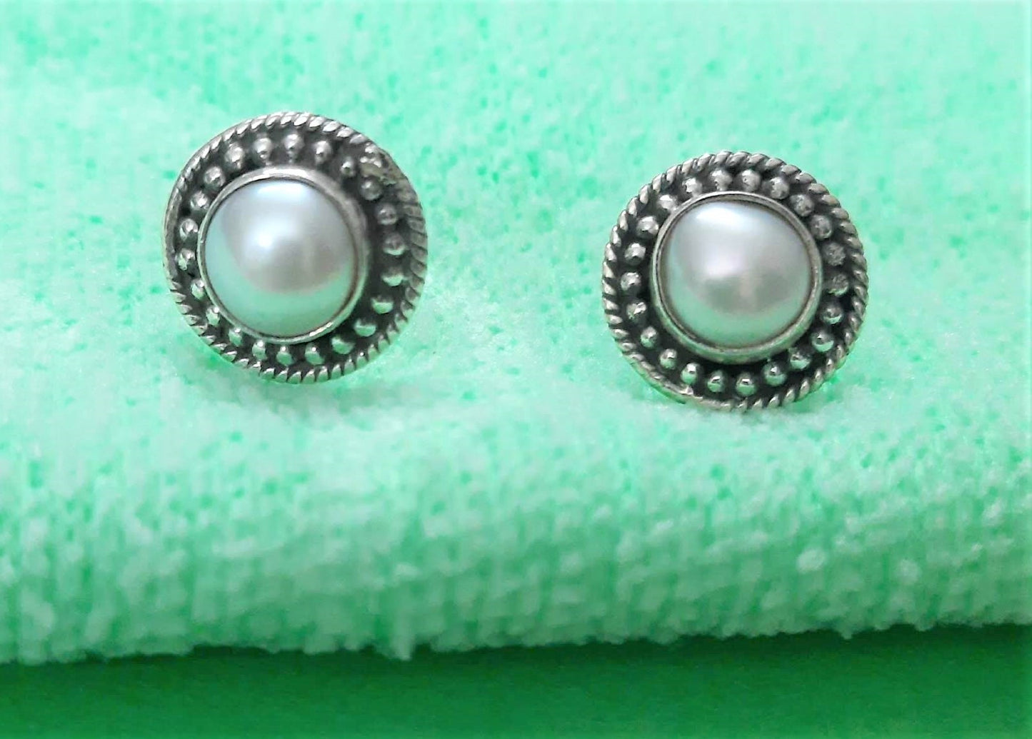 92.5 silver pearl earings