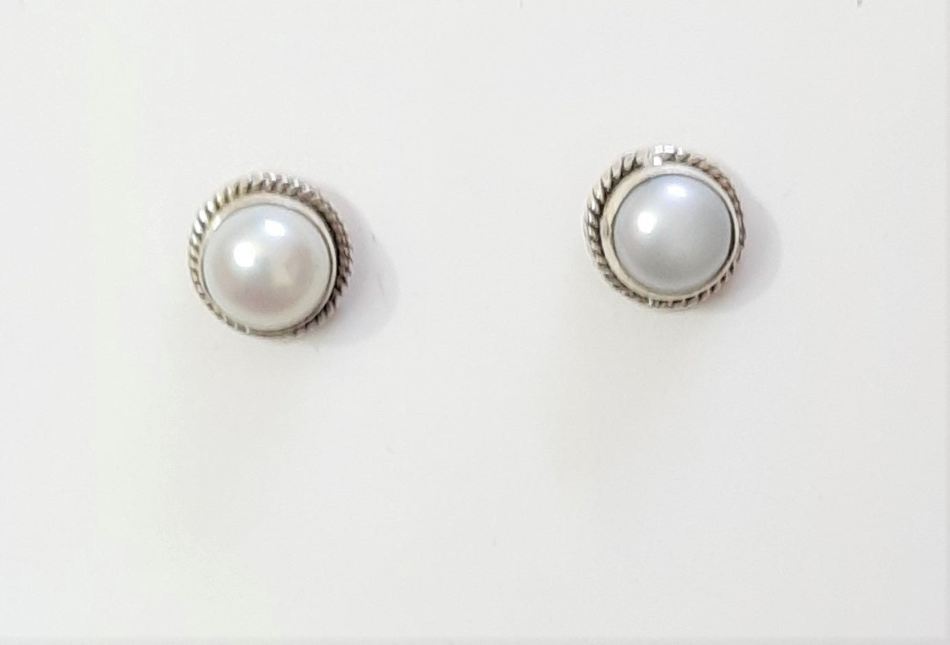 92.5 silver pearl earings