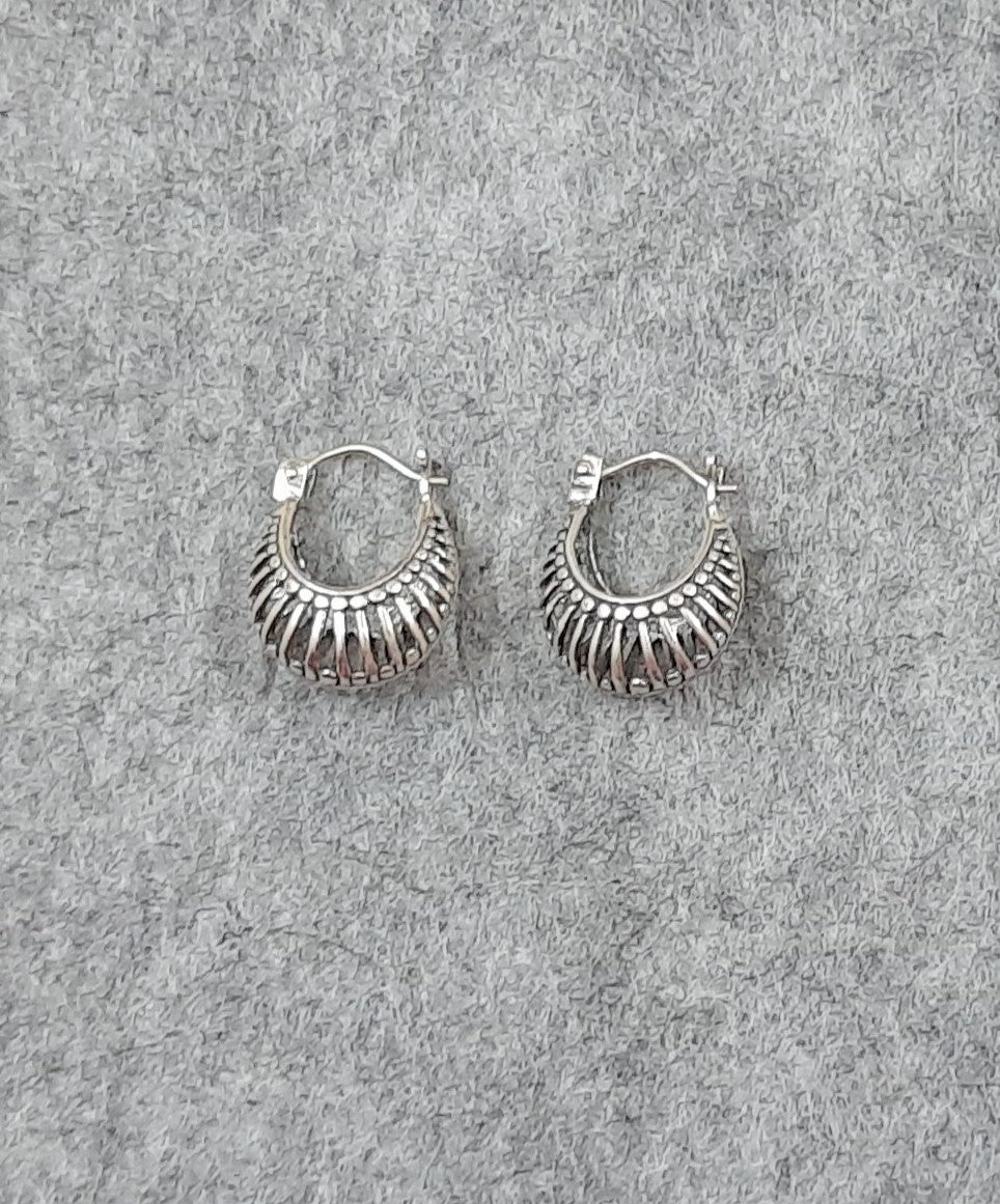 92.5 silver oxidized Bali/Hoops | Allure Trinkets