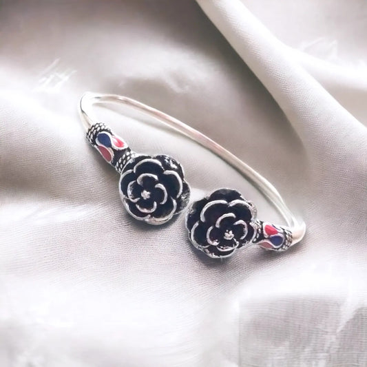 92.5 silver oxidized Floral kada | Allure Trinkets