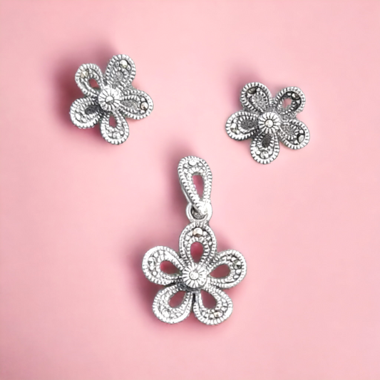 92.5 silver floral pendant set