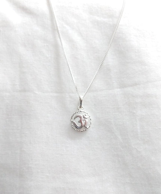 92.5 silver om rawa pendant chain | Allure Trinkets