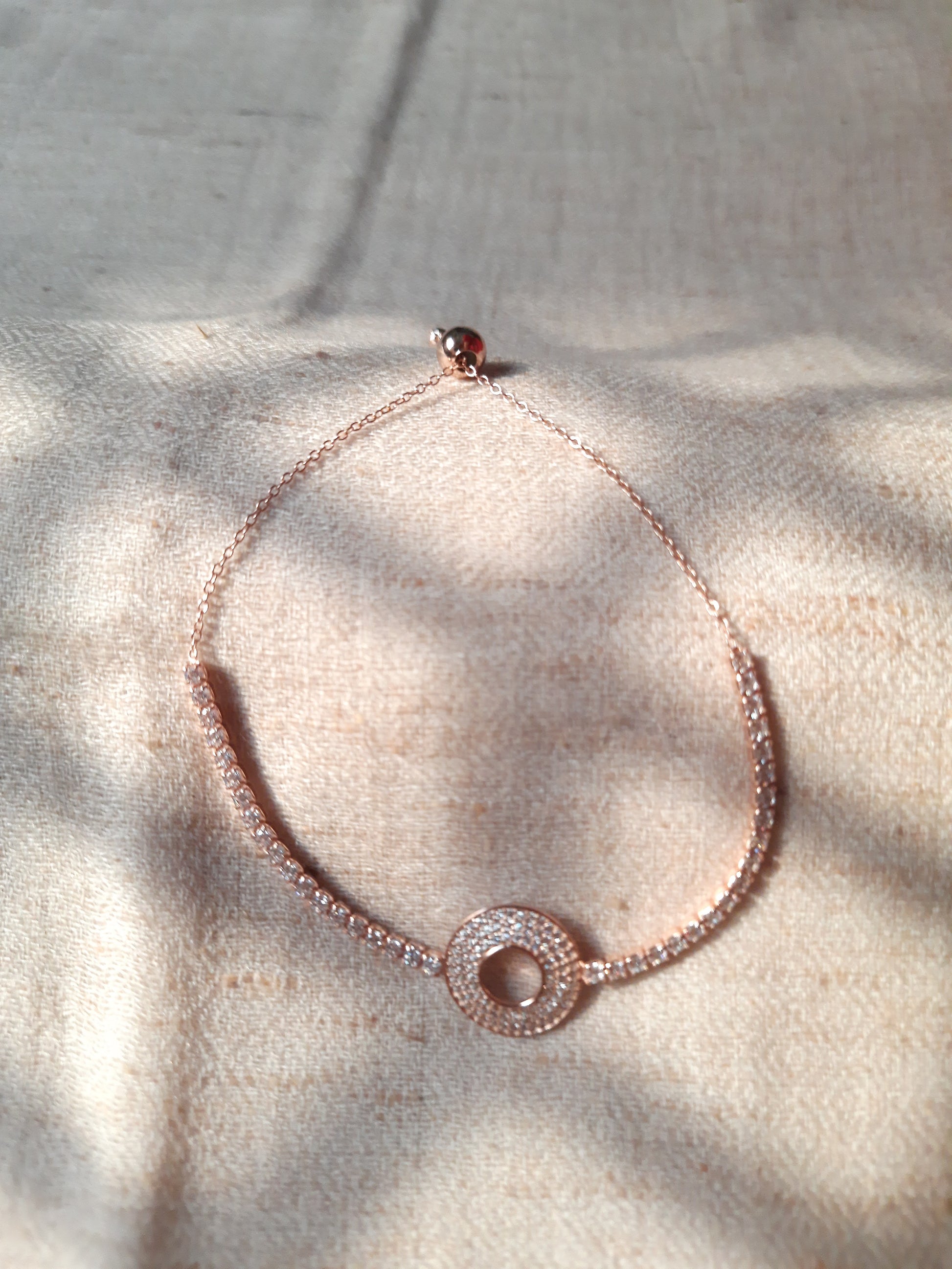 92.5 Silver Rose Gold Zircon Round Bracelet | Allure Trinkets