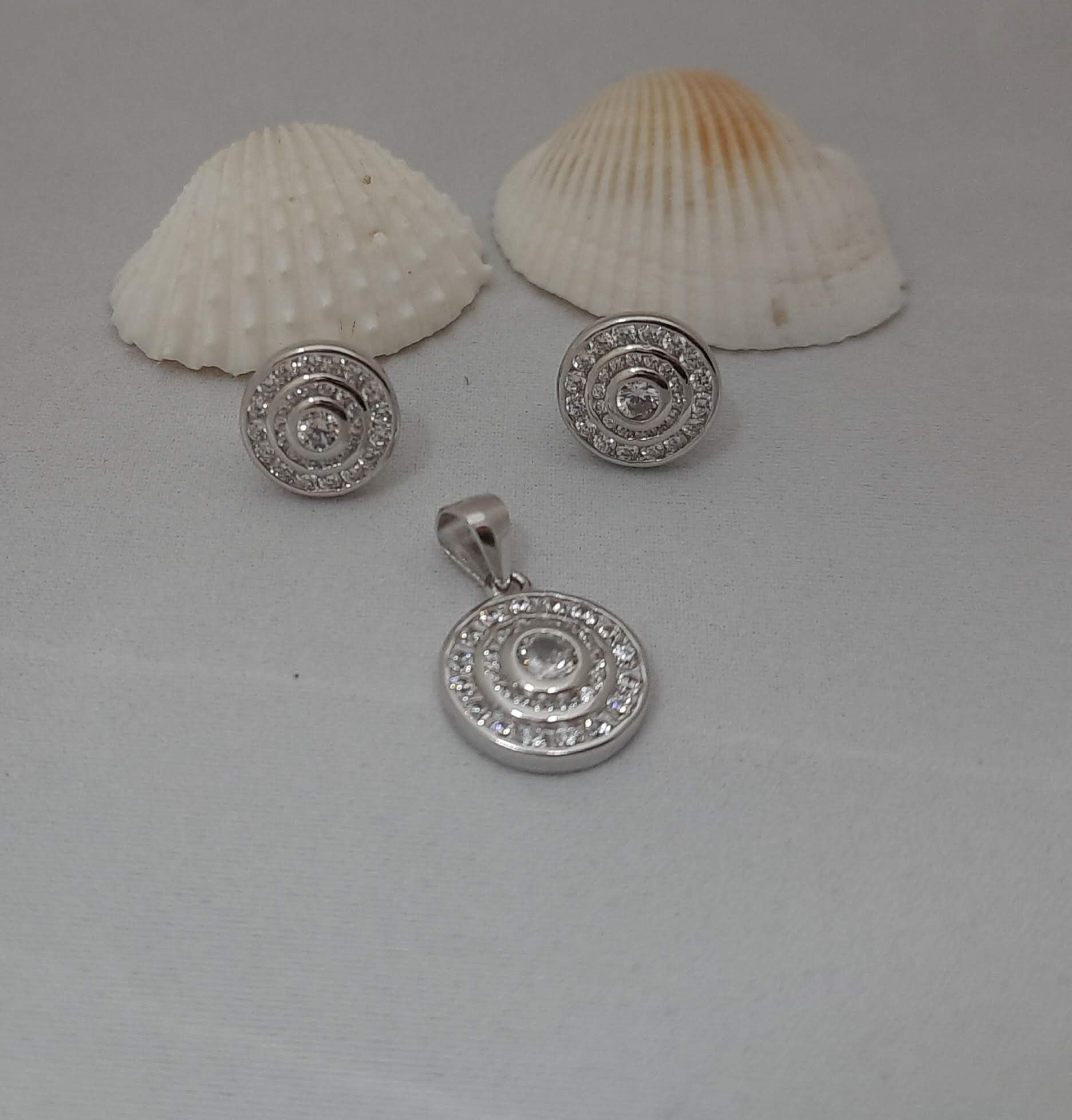 92.5 silver zircon pendant set