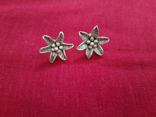 92.5 silver floral earrings
