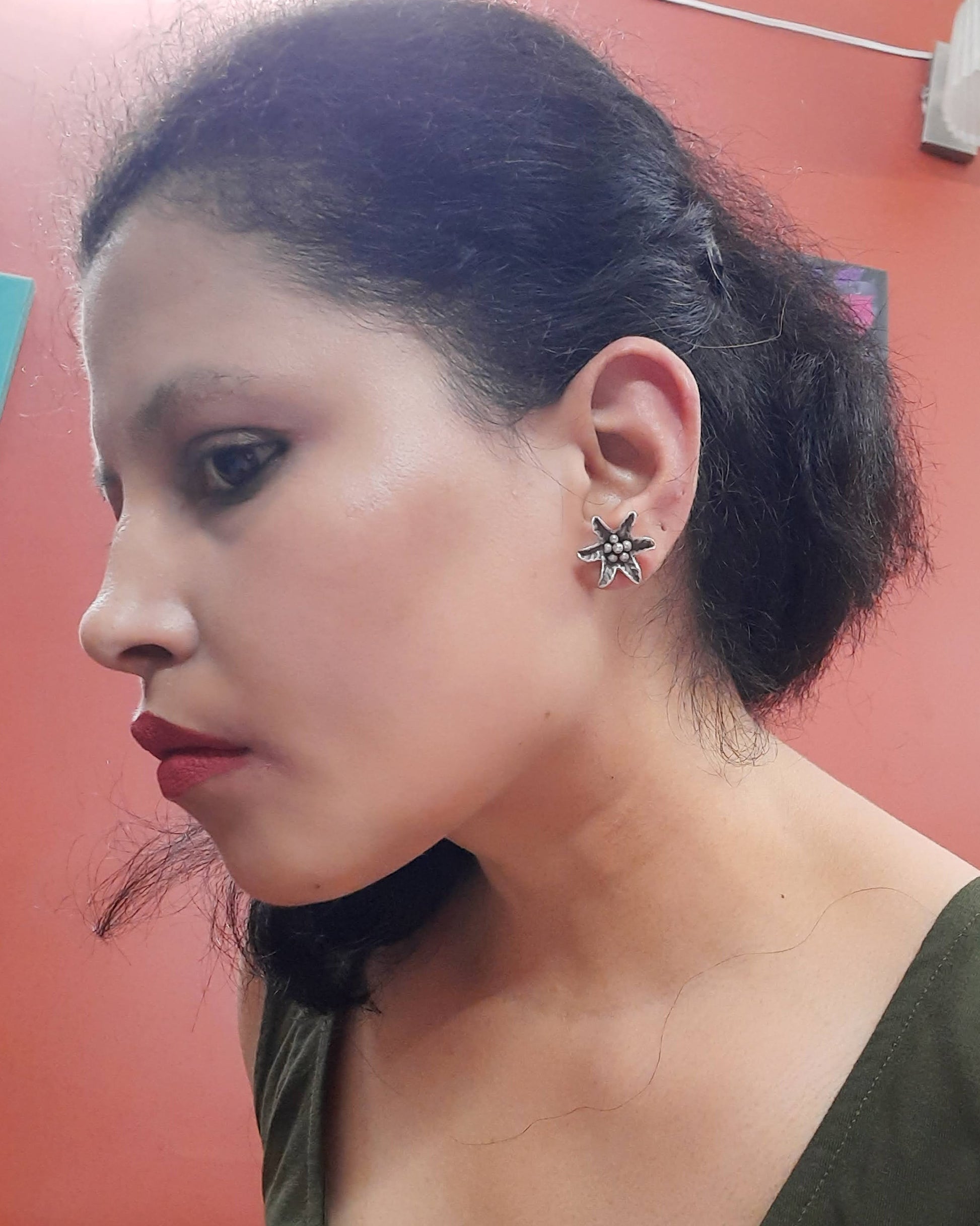 92.5 silver oxidized floral earrings