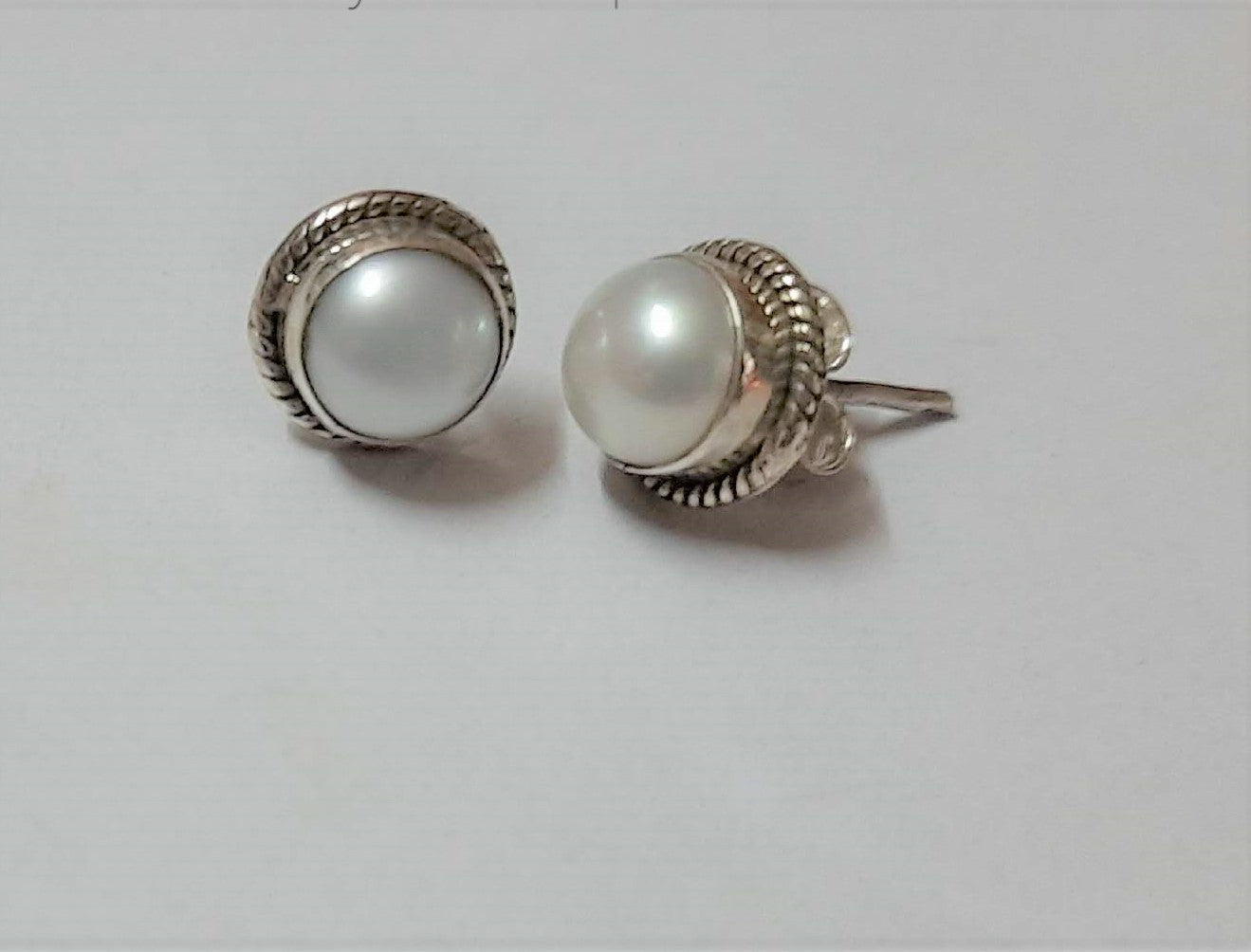 92.5 silver pearl earings