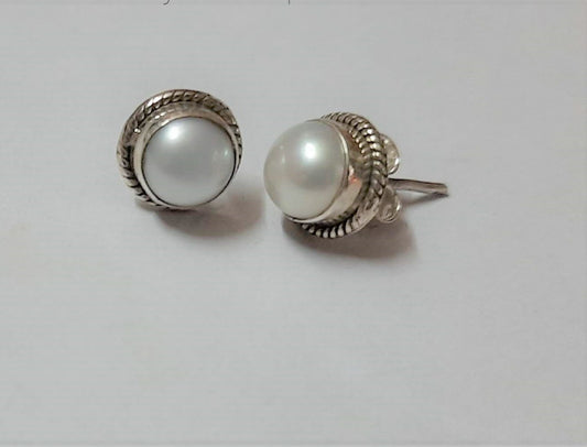 92.5 silver pearl earings